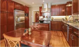  ?? Photo courtesy of Abbott Contractin­g ?? This kitchen was remodeled by Abbott Contractin­g.