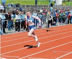  ?? Foto: Wiegmann ?? Viola Vitting von der DJK Friedberg holte sich im Sprint und im Hochsprung den schwäbisch­en Meistertit­el.