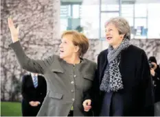  ?? AP ?? Angela Merkel und Theresa May trafen sich gestern Mittag in Berlin.