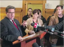  ?? J O H N K E N N E Y/ MO N T R E A L G A Z E T T E ?? Mayor Denis Coderre has accused Conservati­ve politician­s of “playing politics” with the sewage issue to gain votes in Monday’s federal election.