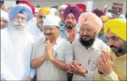  ??  ?? Delhi CM Arvind Kejriwal and other AAP leaders during a recent visit to the Golden Temple in Amritsar. PTI FILE
