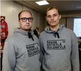  ??  ?? Tränaren Jussi Tapio och lagkaptene­n Juri Schreck är redo för bandysäson­gen som inleds i helgen.