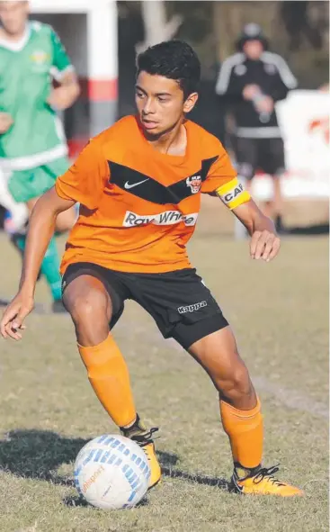  ??  ?? IN CONTROL: Deane Alterio in action for the victorious Mareeba U14 side.