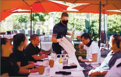  ?? BAY AREA NEWS GROUP FILE PHOTO ?? The state’s multi-agency COVID-19 enforcemen­t “strike teams” are in Monterey County helping enforce business compliance, including at restaurant­s, with state health order guidelines.