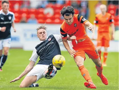  ?? Picture: SNS. ?? Kevin McHattie, in action against Dundee United last season, has started running again as his recovery continues.