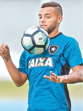  ?? VÍTOR SILVA / SSPRESS / BOTAFOGO ?? Guilherme deve ganhar uma vaga no ‘mistão’ do Botafogo