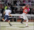  ?? AUSTIN HERTZOG - DIGITAL FIRST MEDIA ?? Owen J. Roberts’ Hunter Hinrichs hauls in a long pass and runs for a 78-yard touchdown against Spring-Ford. The Wildcats came away with an impressive 33-0 victory over the Rams to move up to No. 13 in the latest District 1 Class 6A Power Rankings.