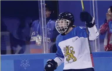  ?? FOTO: FRANK FRANKLIN II/AP PHOTO ?? Luleås finländska stjärna Petra Nieminen är årets mest värdefulla spelare, enligt SDHL-spelarna.