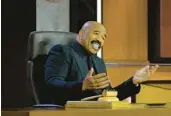  ?? ?? Steve Harvey holds court in “Judge Steve Harvey.”