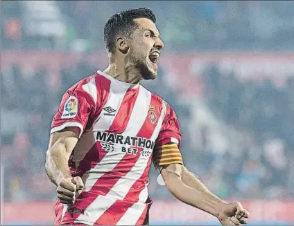  ?? FOTO: PERE PUNTÍ ?? Àlex Granell es el capitán del Girona FC y pide valentía para poner fin a la mala racha