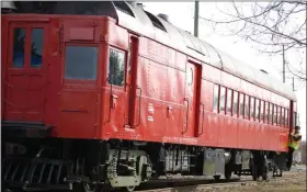  ?? LISA MITCHELL - MEDIANEWS GROUP ?? The Allentown & Auburn Railroad’s Doodlebug arrives at the Kutztown Train Station.