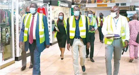  ??  ?? Chairman, Bi- Courtney Aviation Services Limited ( BASL) Dr. Wale Babalakin ( left);( Operators of Murtala Muhammed Airport, Lagos Terminal 2, MMA2) and some Senior Management Staff of the company on tour of the Terminal as part of upgrading of facilities.