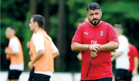  ?? (Lapresse) ?? In attesa
Rino Gattuso aspetta di sapere, assieme alla squadra, se potrà giocare la prossima Europa League: oggi la sentenza