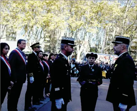  ?? - Crédits : JK ?? Remise de la médaille militaire, la plus haute distinctio­n militaire