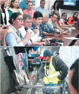  ??  ?? CONFERENCI­A. Las autoridade­s de Salud y algunos funcionari­os brindaron ayer una conferenci­a, mientras personal fumigaba en las colonias.