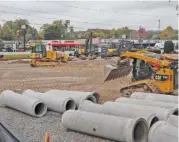  ?? STAFF FILE PHOTO BY MIKE PARE ?? Heavy equipment readies the site of a planned Chipotle Mexican Grill on Highway 153 in Hixson.