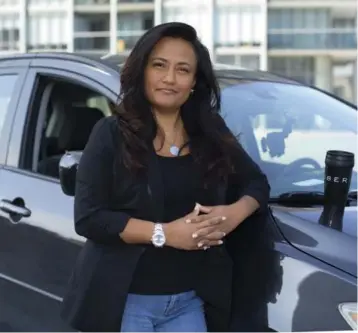  ?? CHRIS SO/TORONTO STAR ?? Driver Elisa De La Torre says the flexibilit­y of Uber lets her juggle her schedule with two kids and her online business.