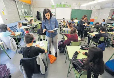  ??  ?? Dia d’examen en una escola pública de Barcelona.