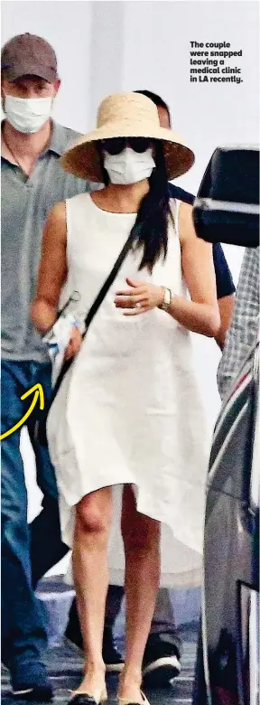  ??  ?? The couple were snapped leaving a medical clinic in LA recently.