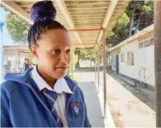  ?? FRANCESCA VILLETTE ?? UITZIG Senior Secondary School matric pupil Jody Kortje believes that gathering before locked gates would help the future of generation­s to come. |