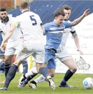  ?? Www.mphotograp­hic.co.uk ?? ●●Danny Lloyd weaves his way towards goal