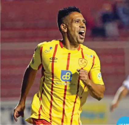  ??  ?? DOBLETE. Víctor Figueroa marcó dos goles en la victoria de Aucas sobre Guayaquil City por la fecha 29.