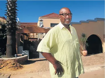  ?? Picture: Simphiwe Nkwali ?? Legendary musician Sipho ‘Hotstix’ Mabuse has no plans to move from Pimville, Soweto.