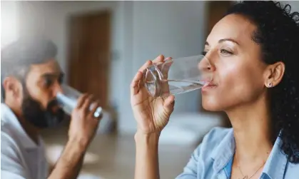  ?? ?? Research suggests that people have a wide range of water intake needs. Photograph: laflor/GettyImage­s/iStockphot­o