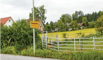  ?? Foto: Peter Fastl ?? Sollen am Ortsrand von Bergheim weitere Häuser gebaut werden? Das Vorhaben ist politisch umstritten.