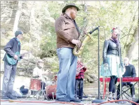  ?? Keith Bryant/The Weekly Vista ?? Dr. NOLA & The Soul Shakers, a Rogers-based, New Orleans-influenced band, played in Blowing Springs Pavilion during the Flea in the Park.