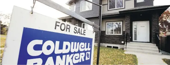  ?? DAVID BLOOM ?? The average price of all Edmonton-area residentia­l properties was $370,484 during October, which was up 1.72 per cent year-over-year.