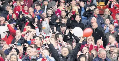  ??  ?? Backing Stirling Albion fans have already raised almost £30,000 for the club