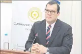  ??  ?? Ariel Blanco se candidató por el cargo de su padre, Sindulfo Blanco.