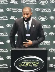  ?? Julio Cortez / Associated Press ?? Former Jets cornerback Darrelle Revis speaks during a news conference officially announcing his retirement on Tuesday in Florham Park, N.J.