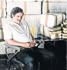  ??  ?? El brasileño Wagner Moura dio vida al narcotrafi­cante Pablo Escobar en las dos primeras entregas de la serie, realizadas entre 2015 y 2016.