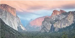  ?? BETH COLLER PHOTOS THE NEW YORK TIMES ?? Tunnel View, off Highway 41 in Yosemite, offers views of El Capitan, Half Dome and Bridaveil Falls.