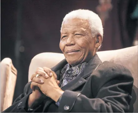 ?? [ Reuters ] ?? Ein Bild aus guten Tagen: der frühere Präsident Südafrikas, Nelson Mandela, im Jahr 2008.