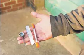  ?? Photo: Delwyn Verasamy ?? Sharing isn’t caring: Heroin users would have struggled to obtain clean needles from aid organisati­ons under lockdown.
