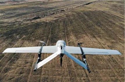  ?? ?? A drone with BDS collects data on a farm in Laixi, Shandong Province, on 28 February