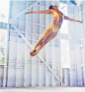  ??  ?? Captivatin­g: Sergei Polunin and Tamara Rojo in the RoyalBalle­t’s Marguerite and Armand in 2013. Above, in Take Me to Church by Hozier