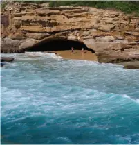  ?? Images 01–02 & 04–05 © Lake Macquarie City Council ?? 05 Exploring the sea caves at Caves Beach.
05