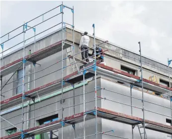  ?? FOTO: DPA ?? Durch eine Novellieru­ng der Landesbauo­rdnung sollen Bauprojekt­e künftig schneller genehmigt werden können.