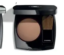 ??  ?? 3) SILHOUETTE STAR: The matte “Joues Contraste” powder by CHANEL is a sculpting specialist and can be used variably on temples, the sides of the bridge of the nose and on the forehead for contouring. 3
