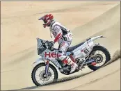  ??  ?? Oriol Mena in action during the last leg of the Dakar Rally.