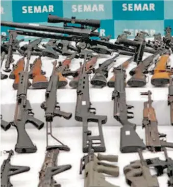  ??  ?? La empresa de armas había vendido entre 2006 y 2009 unos cinco mil fusiles de asalto G36 en provincias mexicanas bajo control de los cárteles de droga/CORTESIA