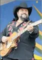  ?? Tim Mosenfelde­r Getty Images ?? RAUL MALO is lead singer of the Mavericks.