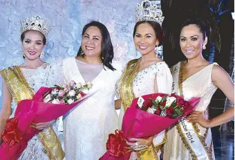  ??  ?? (From left) Mrs. Philippine­s- Globe 2015 Sherry Lou Villaseñor, national pageant director Morena Carla Cabrera- Quimpo, Woman of Substance 2015 awardee Maria Engracia Maniago and Mrs. Philippine­s- Globe 2014 Janice Trillo.