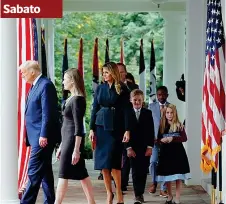  ??  ?? Alla Casa Bianca Sabato 26 settembre Donald Trump ha tenuto una conferenza stampa per annunciare la nomina di Amy Coney Barrett alla Corte Suprema (Ap)