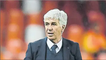  ?? FOTO: EFE ?? Gian Piero Gasperini, técnico del Atalante, durante el encuentro disputado en Mestalla el pasado 10 de marzo