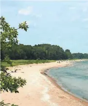  ?? CHELSEY LEWIS / MILWAUKEE JOURNAL SENTINEL ?? The north beach at Harrington Beach State Park is great for sunbathing.